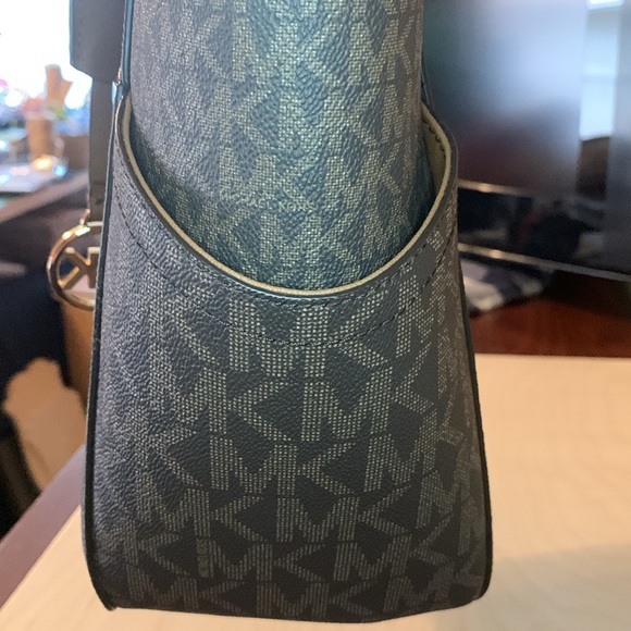 Michael Kors Jet Set Large Logo Shoulder Bag brown - Picture 7 of 17